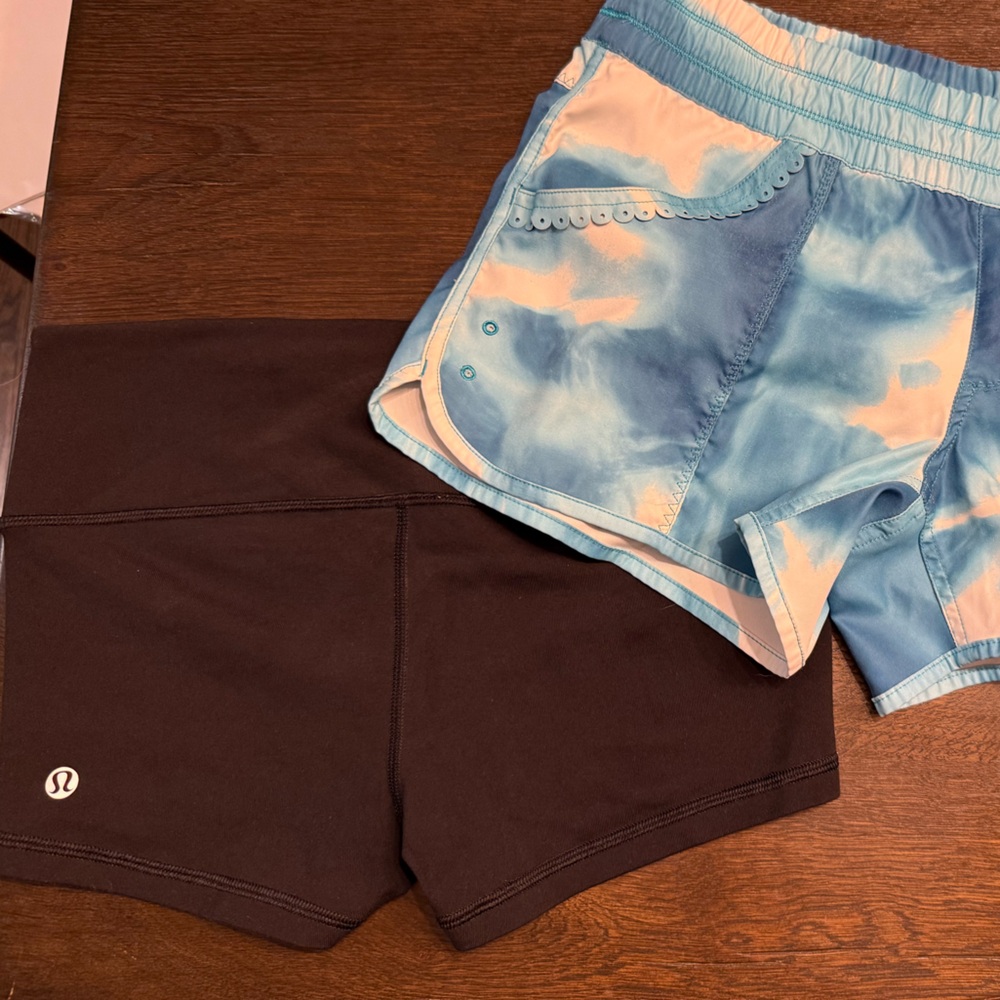 Lululemon lot of 2 shorts - rare vintage board shorts / luon booty shorts ) sz 6